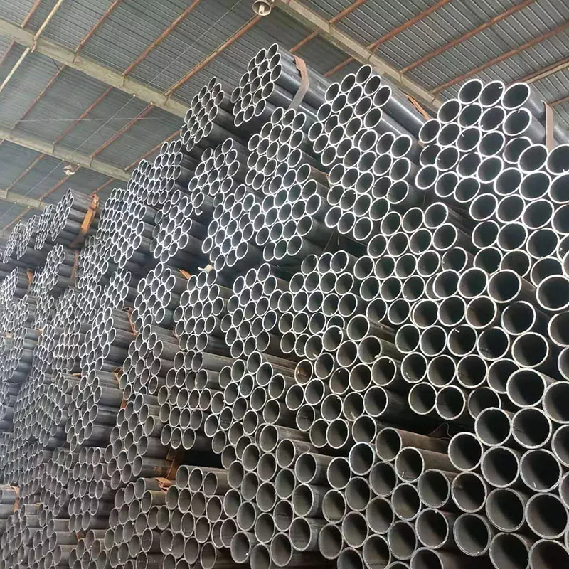 Tabung Melingkar Hitam