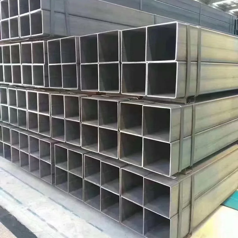 Tabung Persegi Panjang Hitam Celah Lurus